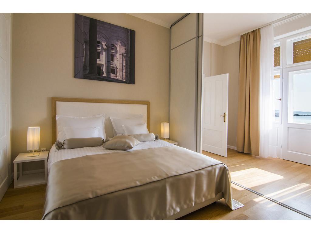 Riva Royal View Luxury Apartments Сплит Номер фото